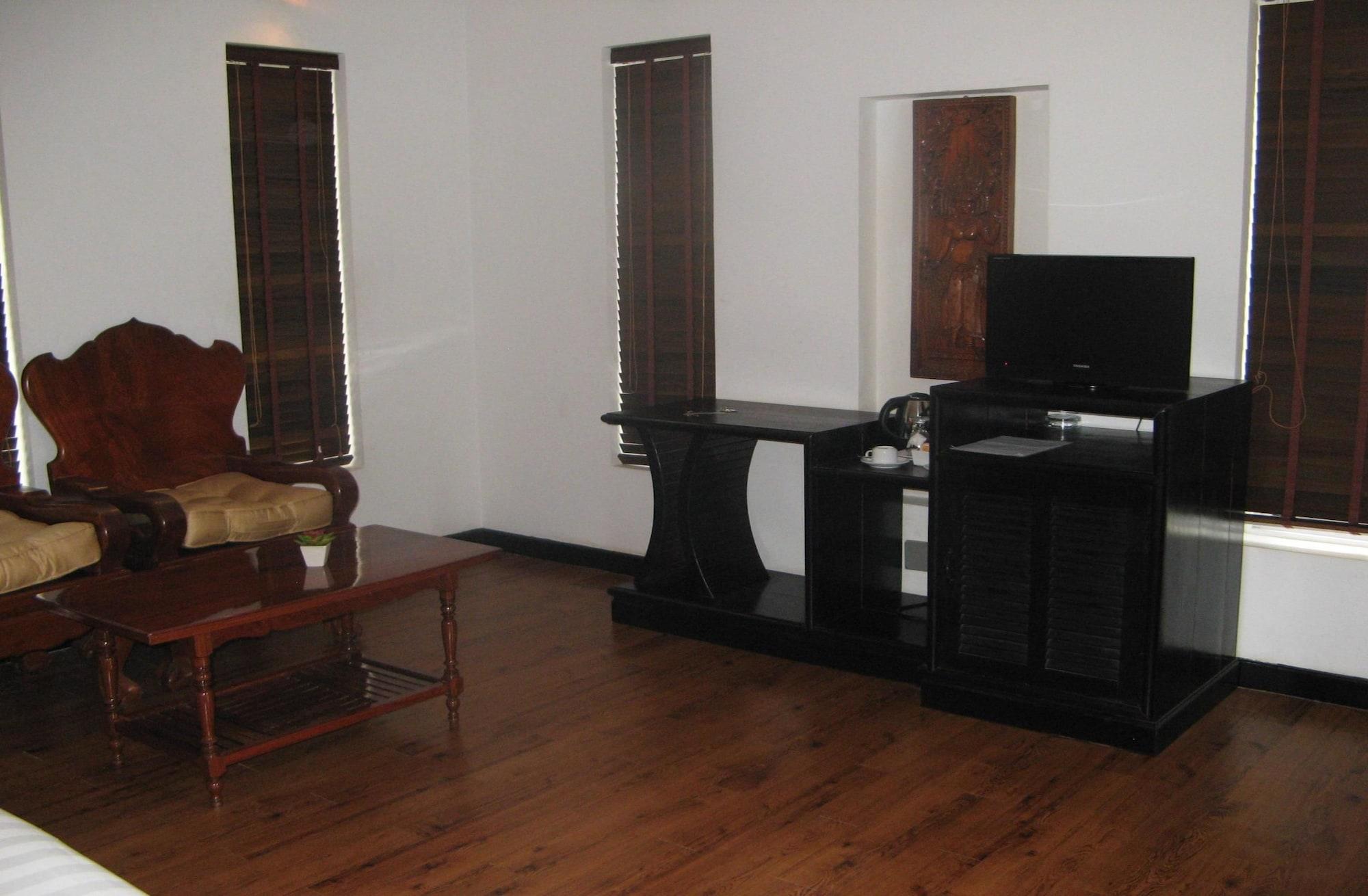 Vimean Sovannaphoum Resort Battambang Exterior foto